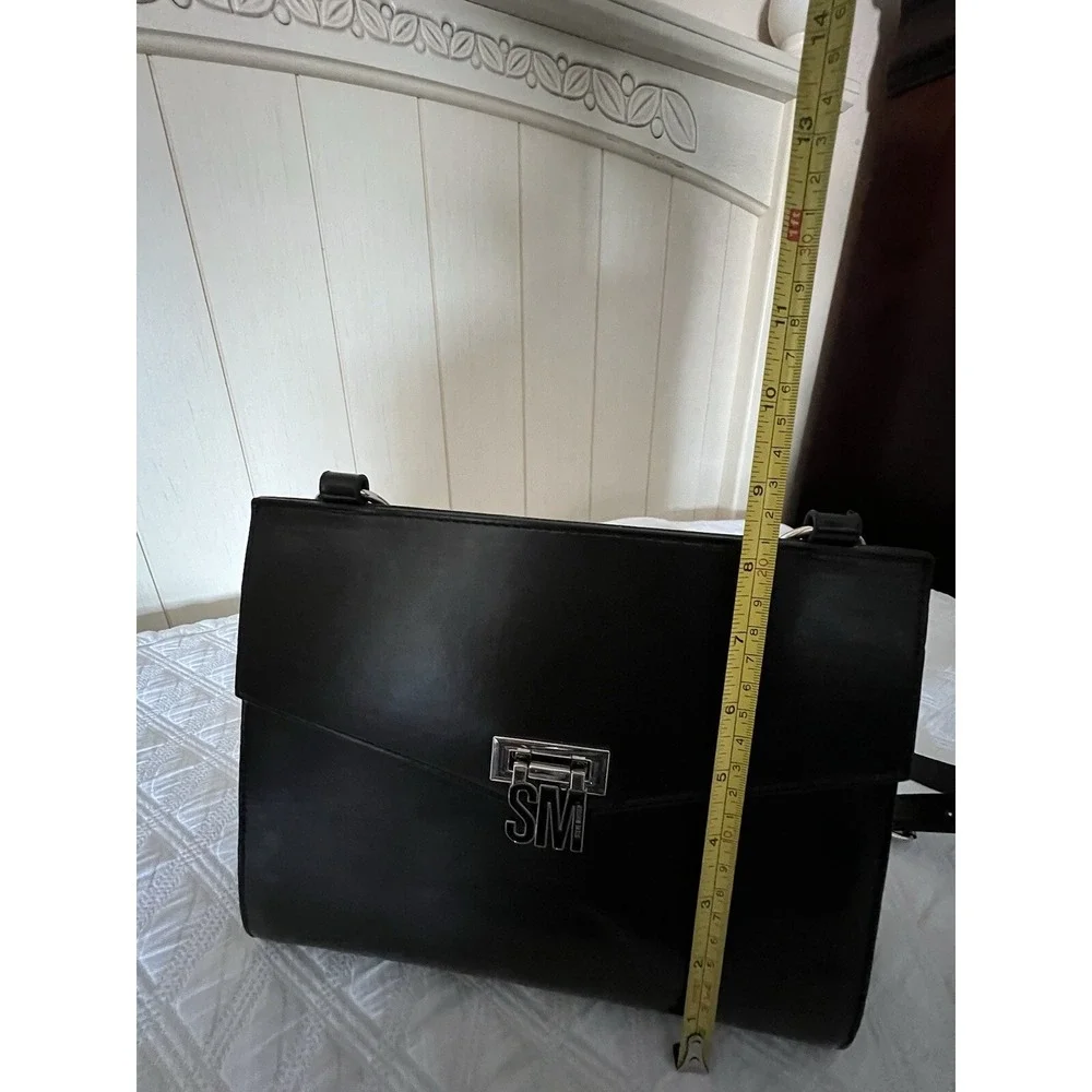 Steve Madden bag, sizes 10 × 8 with adjustable‎ strap,,black